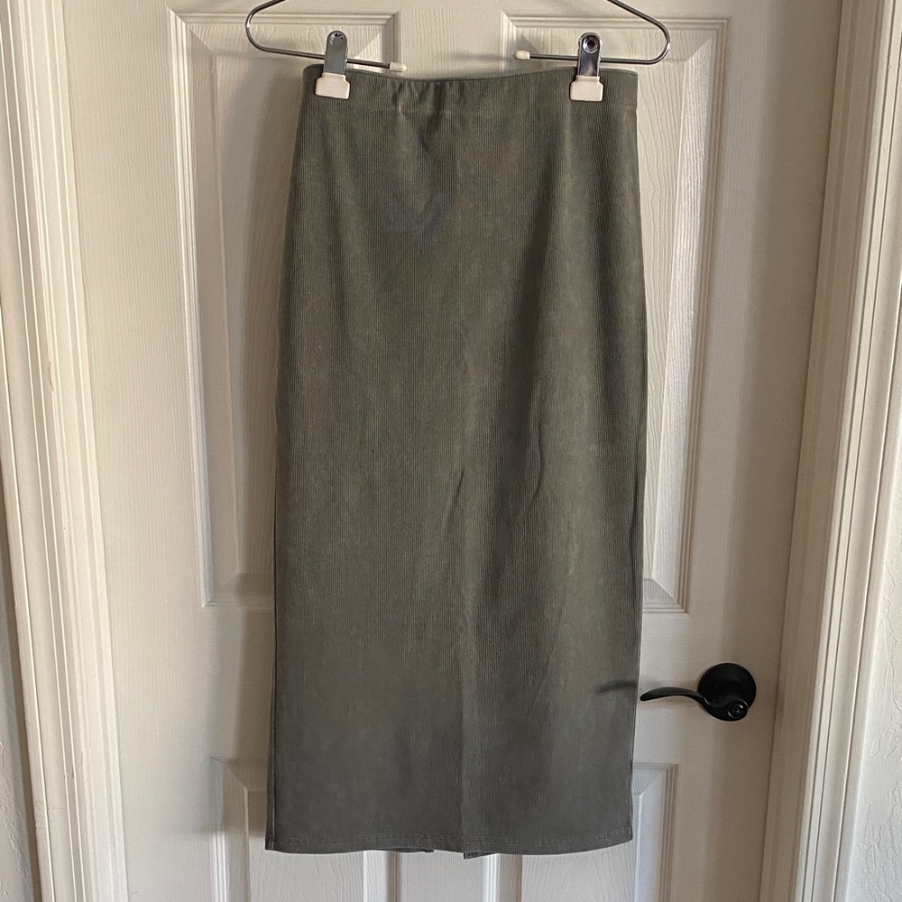 Wild Fable Ribbed Bodycon Midi Pencil Skirt with Slit Olive Gray Size M